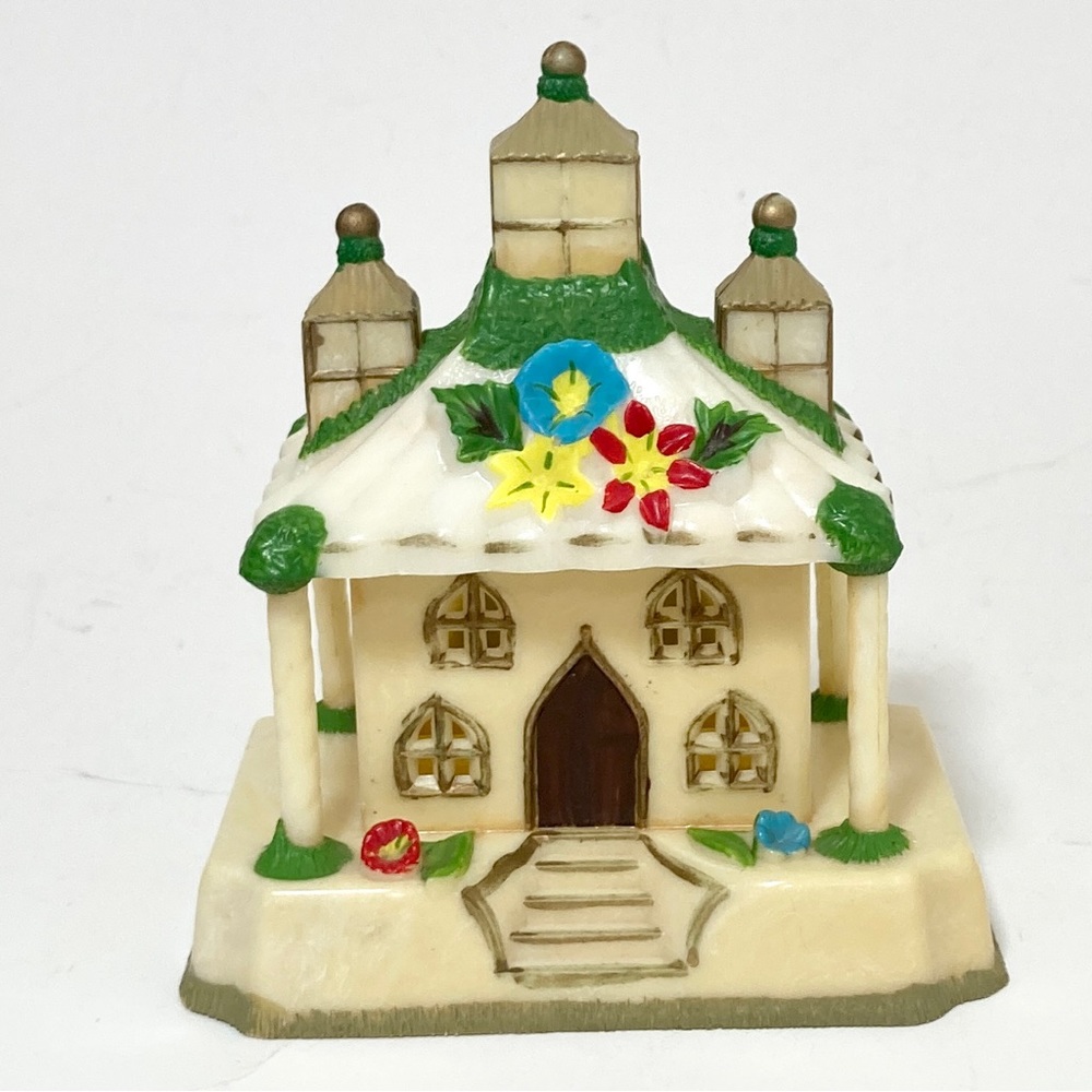 Vintage Celluloid Wilton Chicago Church Bank Hong Kong